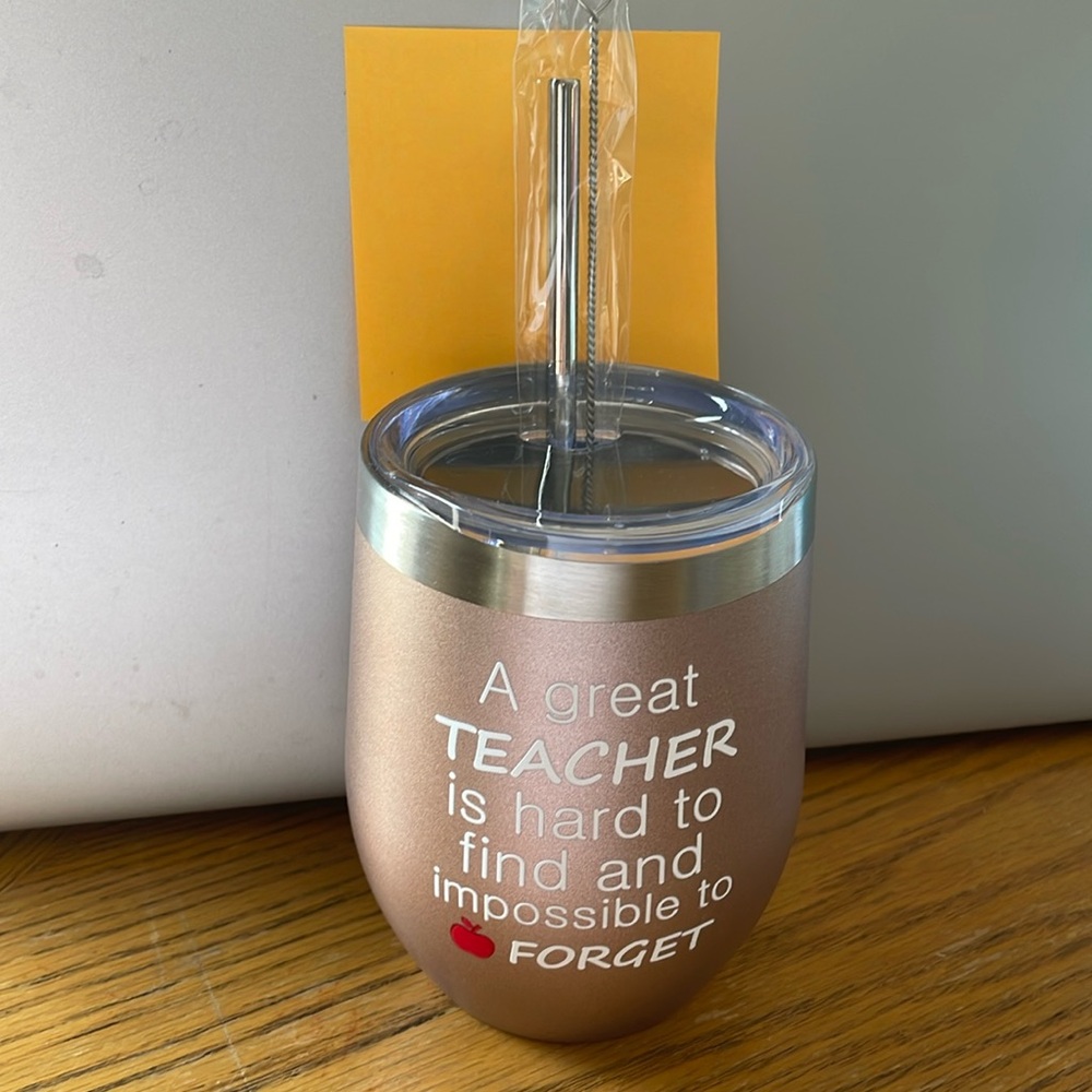 Tumbler “A Great Teacher is Hard to Find and Impossible to Forget” NEW